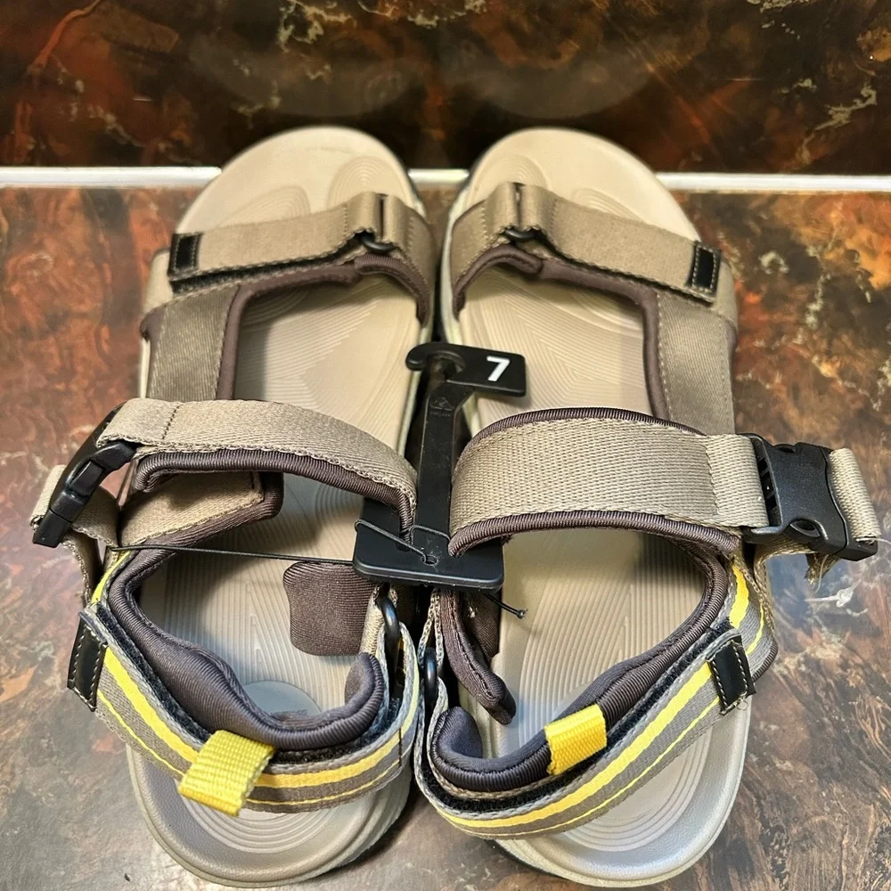 Ozark Trail Tek Fisherman‎ Sandal Size Men's 7 Hiking Adventure Shoes